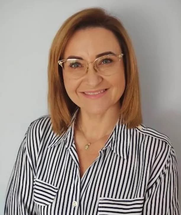 Karolina Janocha — chirurg, frenotomia